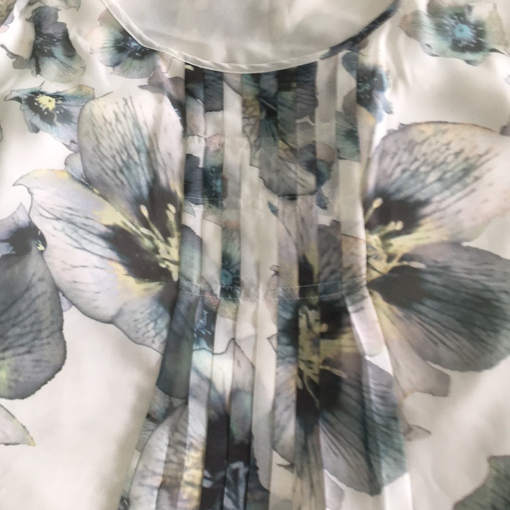DKNY Jeans floral flared sleeveless top - Picture 4 of 8